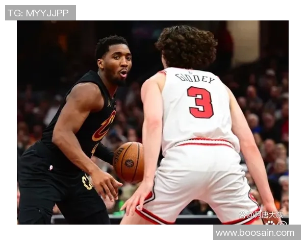 骑士队米切尔满血回归，季后赛席位关键复仇之战迎战猛龙